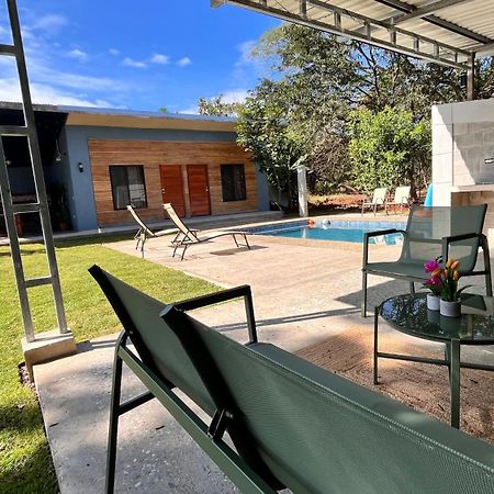Apartamento El Guanacaste, Cerca Tamarindo Con Piscina سانتا كروز المظهر الخارجي الصورة